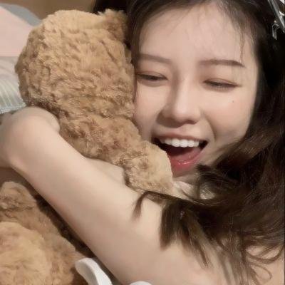 三个扑火的少年